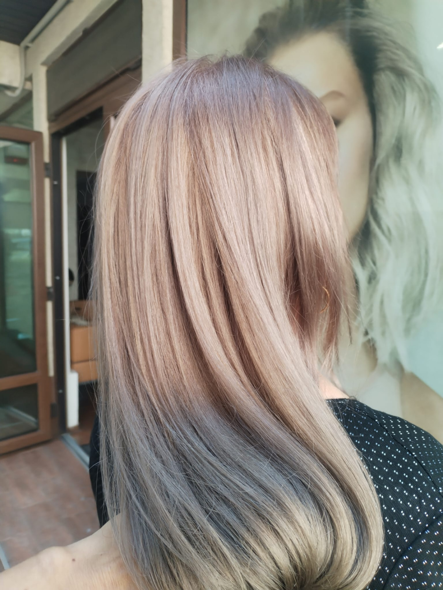 Lucrare Freya — Rose champagne